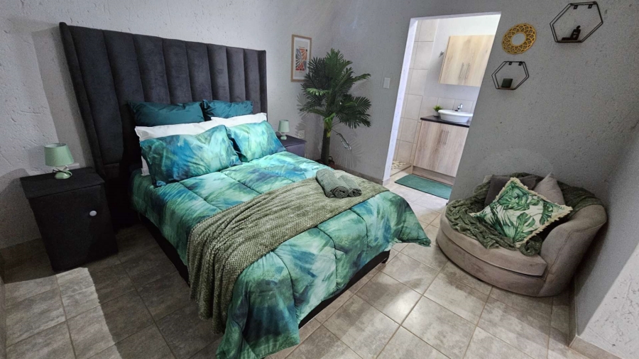 To Let 1 Bedroom Property for Rent in Melodie North West
